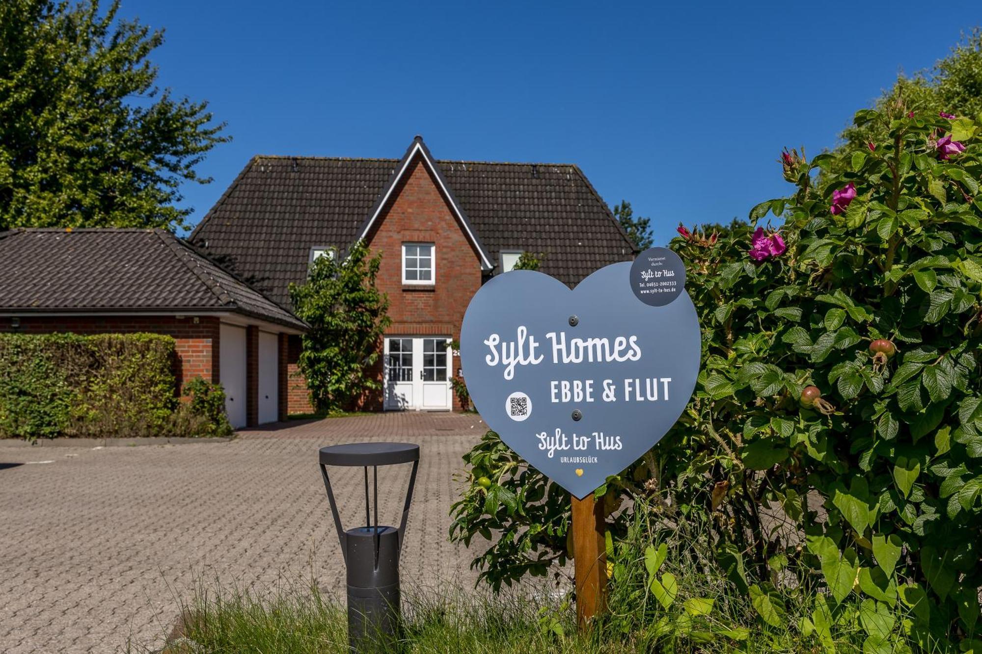 Ebbe No 4 Apartment